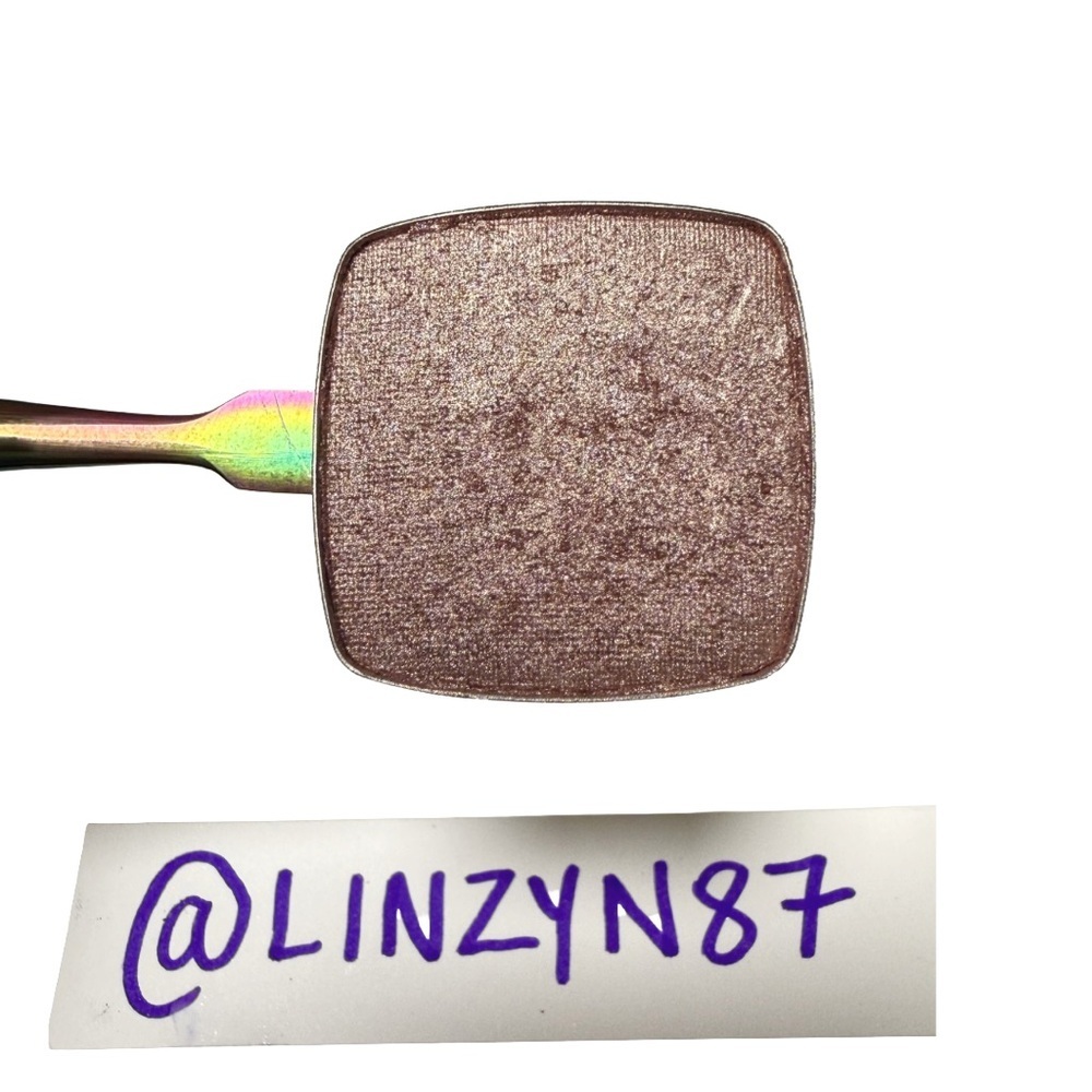 Vintage Too Faced pan single eyeshadow - Glamour Puss